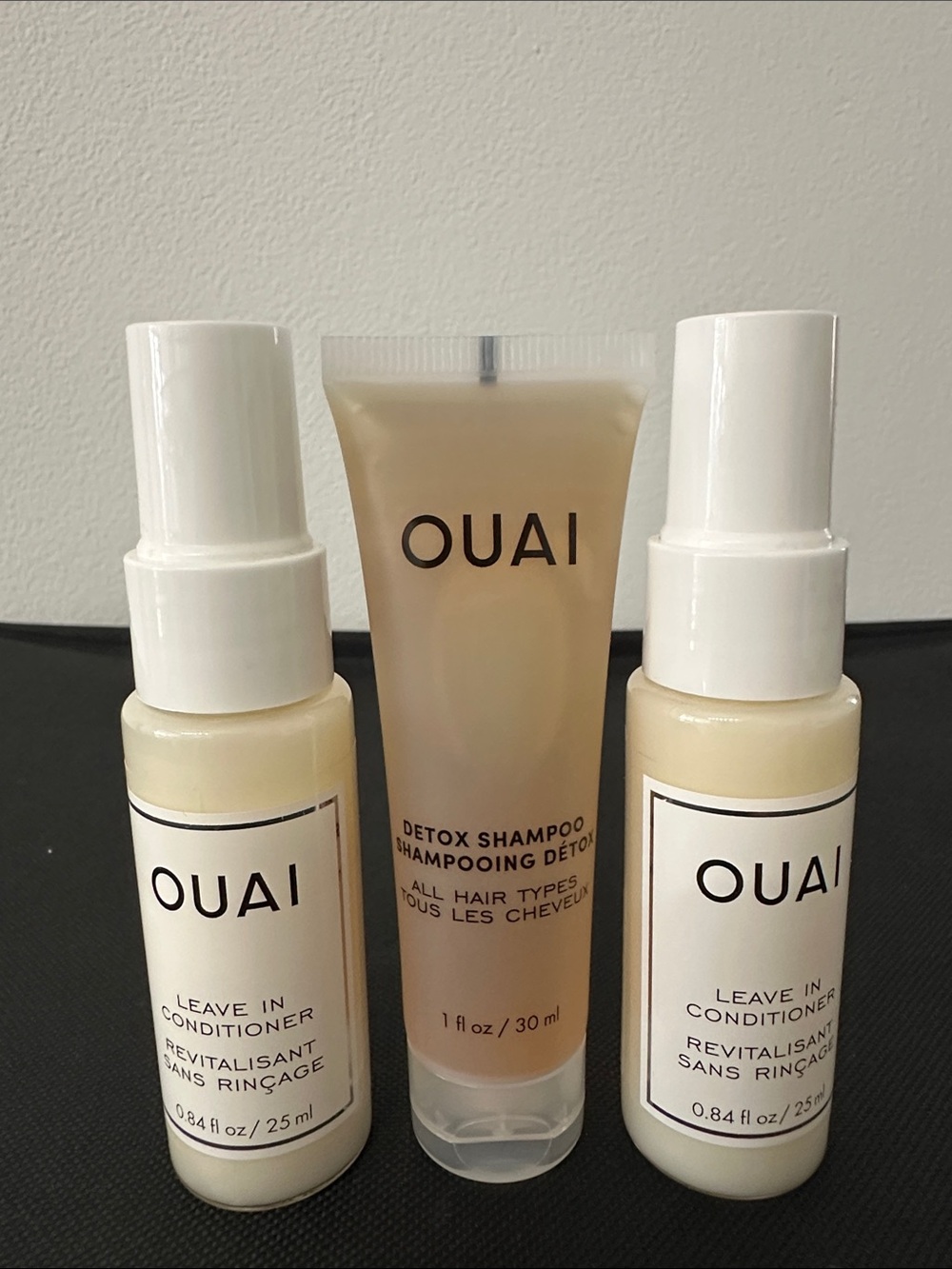 OUAI SHAMPOO DETOX SET 1 fl oz /30 AND 2 LEAVE-IN CONDITIONER 0.84 fl oz /25 ml.